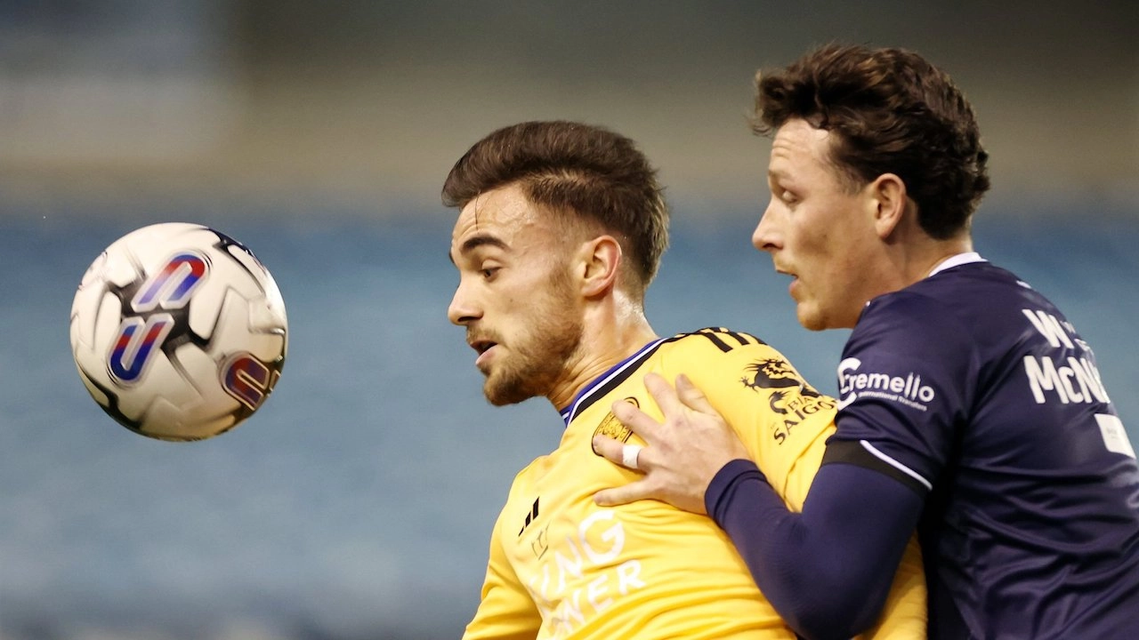 เลสเตอร์ เร่งไม่ขึ้นบุกพ่าย มิลล์วอลล์ แต่ยังนำฝูงแชมเปี้ยนชิพ