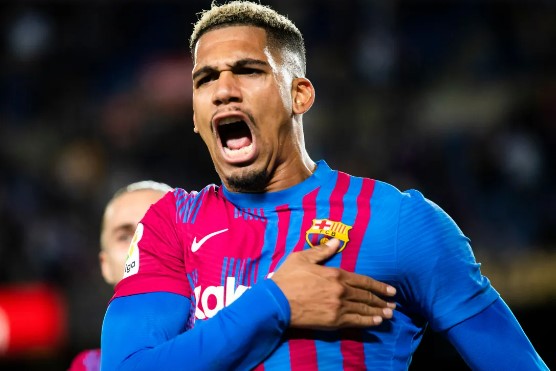 สื่อเผยผีลดความสนใจซื้ออาเราโฮจากบาร์ซ่า