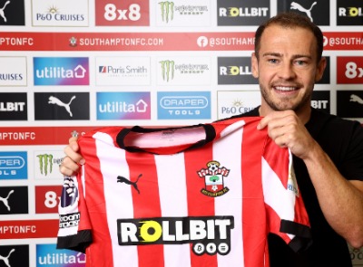 นักบุญคว้าเฟรเซอร์ถาวรสัญญา2ปี