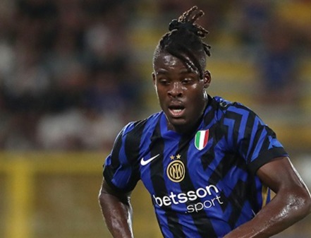 บิสเซ็คสุดแกร่งพึ่งยาแก้ปวดคุมหลังบ้านงู