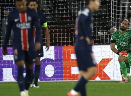 หงส์มะรุมมะตุ้มตอมดมดอนนารุมม่า