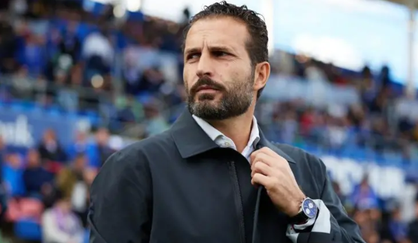 ทางการ! บาเลนเซีย เด้งโค้ช รูเบน บาราฆา