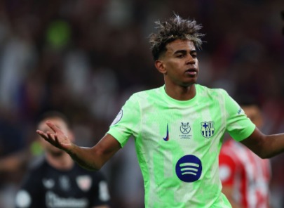 ยามาลยิ้มคืนทีมพร้อมสอยตาข่าย