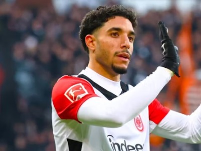 ซีอีโอแฟร้งค์เฟิร์ตยังหวัง มาร์มูช อยู่กับทีม