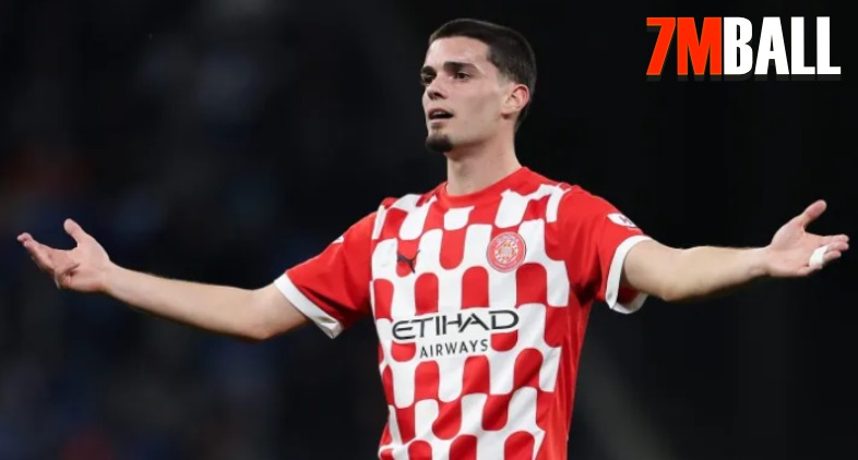 นาโปลี ใกล้เซ็น มิเกล จาก จีโรน่า